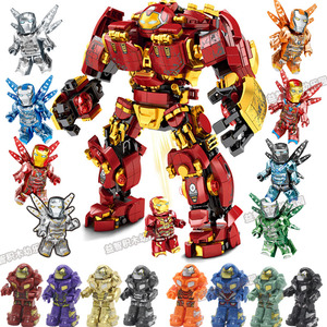 儿童新款礼物男孩拼装玩具机器人复仇者反浩克积木钢铁装甲侠联盟