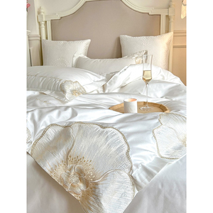UM高奢欧式白色天丝四件套冰丝夏季凉感高端花卉刺绣床单床笠床品