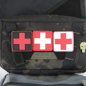 臂章星球 PVC魔术贴红十字医疗臂章 标志救援个性士气章 背包章贴