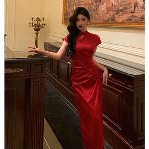 戈芙瑅 新中式红色旗袍连衣裙女2024年新款复古气质立领收腰长裙