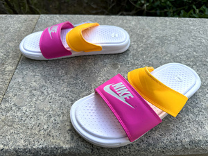 Nike/耐克 忍者双绑带黑白色鸳鸯女子轻便·沙滩运动拖鞋819717-1