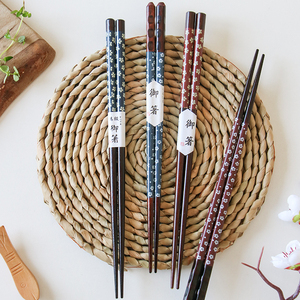 日式筷子细尖头家庭家用个性实木质寿司点心酒店樱花出口木筷餐具