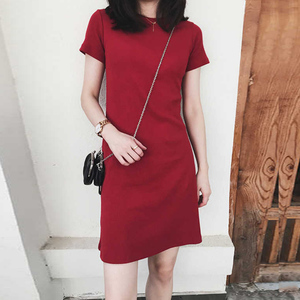 红色短袖t恤裙女2023夏季新款中长款简约纯棉修身气质圆领连衣裙