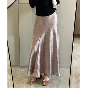 今年流行爆款粉色长款半身裙皱褶感气质鱼尾裙2024新款垂坠感高级