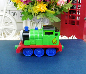 男孩玩具合金小火车模型玩具 手抓车声光电回力益智儿童玩具 很棒