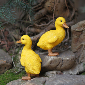 促销花园阳台庭院装饰品盘景水池假山动物小黄鸭子树脂工艺品摆件