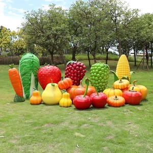 玻璃钢户外仿真水果蔬菜落地摆件大型南瓜草莓白菜雕塑农场装饰品