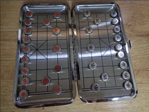 包邮 磁铁象棋小号。吸铁石中国象棋方便携带