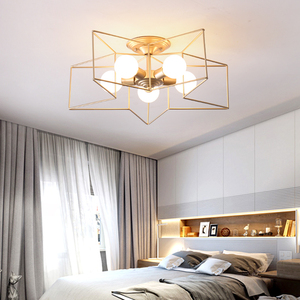 北欧后现代创意多头客厅灯设计师个性卧室灯简约温馨五角形吸顶灯