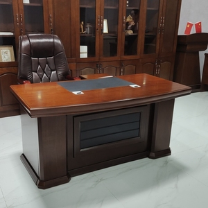 老板办公桌经理桌椅组合轻奢高级感带侧柜实木皮烤漆新中式大班台