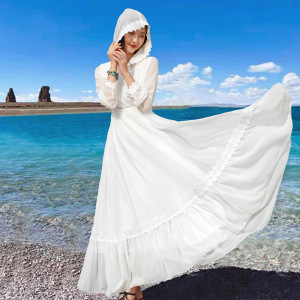 茶卡盐湖沙滩裙海边度假超仙女白色连帽拍照连衣裙旅游温柔长裙子