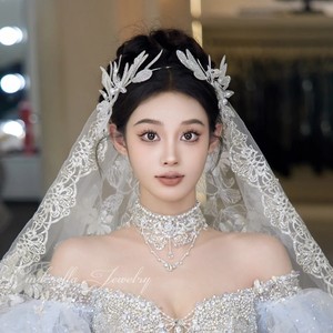 新款手工韩版水晶新娘发箍头饰结婚主婚纱王冠公主白纱高级感配饰