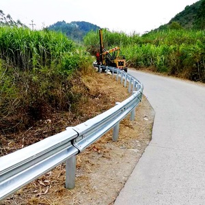 乡村道路高速公路弯曲金属铁板两波三波厂家全国安装波形护栏施工