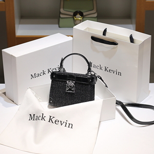 MackKevin黑色亮片盒子包包女2024新款时尚高级感手提斜挎小包包