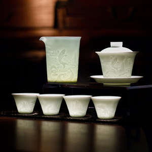 景德镇陶瓷影青白瓷浮雕山水三才盖碗茶具家用中式喝茶碗品茗套装