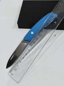 瑞士军刀原装正版 瑞莎Swiza户外多功能折叠小刀95mm发现者军士刀