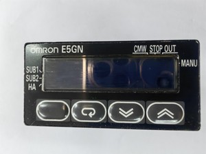 温控器 E5GN E5GN-Q1T E5GNQ1T 欧姆龙OMRON 原装九成新 温控仪