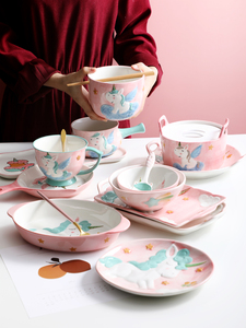 日式儿童餐具碗碟陶瓷套装家用创意早餐可爱专用辅食碗盘子卡通碗