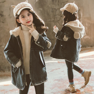 韩国秋冬女童可爱加绒牛仔外套中大童小熊连帽保暖毛毛棉服中长款