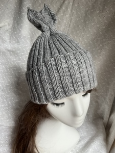 兔子耳朵帽子逛街休闲冬季羊毛线手工编织可调节浅灰色田园成品