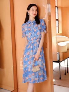 EP雅莹春夏高端系列新品蓝色收腰泡泡袖创意印花连衣裙EPIEA4309B