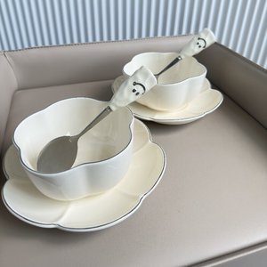 奶油风陶瓷燕窝碗带勺子碟子好看早餐燕麦点心碗水果沙拉碗米饭碗