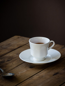 复古骨瓷小茶杯带把陶瓷咖啡杯下午茶杯单杯小容量花茶杯配茶托碟