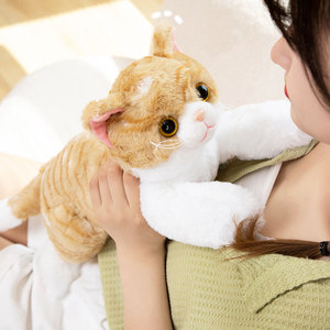 仿真猫咪玩偶公仔床上小猫毛绒玩具陪睡觉抱枕专用娃娃生日礼物女
