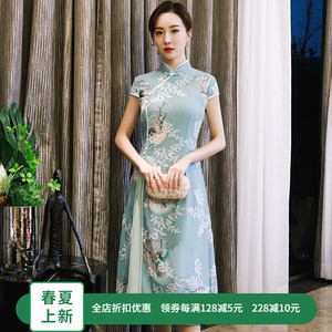 越南奥黛旗袍改良版连衣裙春夏季中国风新款优雅长款年轻少女修身