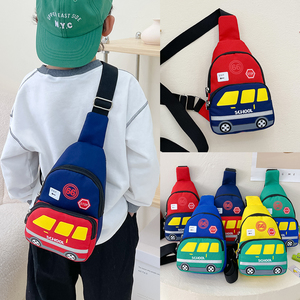 新款儿童包包可爱汽车胸包男女童斜挎包卡通幼儿园小背包男孩挎包