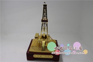 大庆旅游纪念品 油田礼物 特色商务礼品 井架模型 石油模型