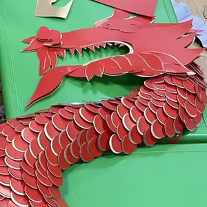 彩色硬卡纸中国红色卡纸哑金卡纸直径5cm圆形龙鳞形状龙头龙尾