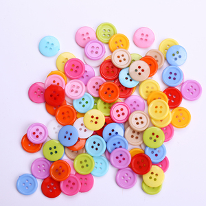 15mm树脂彩色糖果色纽扣扣子画儿童幼儿园手工DIY贴画 钮扣花12色