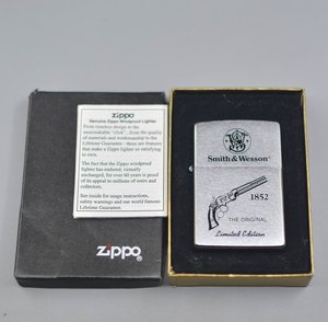 美版原装之宝Zippo全新收藏级1998年9月史密斯威森原型转轮枪