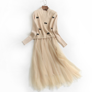 D810蝴蝶结两件套装圆领长袖针织女裙冬季新款2022减龄长裙连衣裙