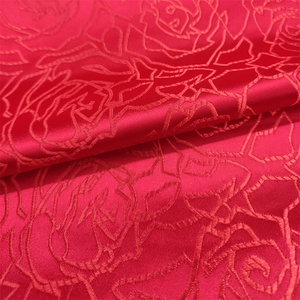 新品大红色玫瑰提花布用于旗袍古装汉服童装现代服装箱包面料辅料