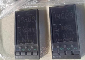 原装进口日本理化RKC FB400温控仪FB400-8N-4*4NN5 温控器