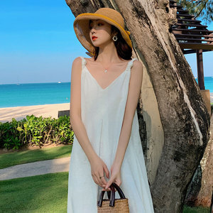 泰国超仙白色吊带沙滩裙V领无袖背心裙海岛旅游度假A字宽松长裙女