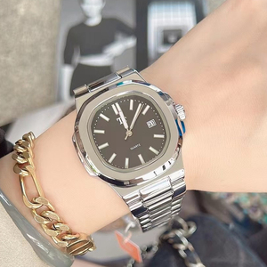 韩国TT时尚方形钢带日历手表女士复古小众设计网红同款个性简约