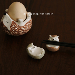 外贸小可爱 出口手绘小刺猬造型陶瓷筷子托餐桌小摆件礼物 筷子架