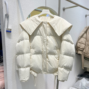 A字型娃娃领羽绒服女短款2023年新款韩版宽松冬装白鸭绒冬季外套