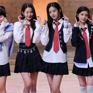 韩国女团ive同款打歌服女生明星演出服爵士舞台表演服学院风套装
