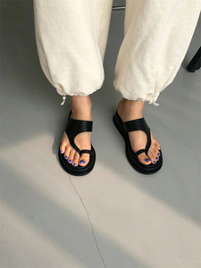 韩国足求2024夏季新款套趾休闲厚底设计感小众时尚街穿凉拖鞋女潮