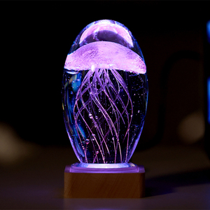 水晶球创意水母桌面摆件装饰发光男送女朋友生日礼物圣诞节平安夜