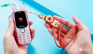 誉国威G1佩奇移动迷你儿童手机小学生可爱卡通电话袖珍定位女手机