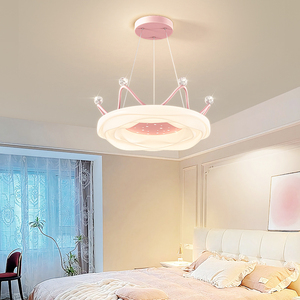 卧室吊灯简约现代网红奶油风皇冠公主房间灯具创意儿童房间女孩灯