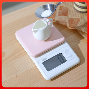 利快简约时尚大屏幕厨房秤日本进口家用烘焙食材测量高精准称3Kg