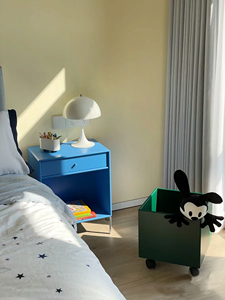 研舍montana北欧风儿童床头柜小型丹麦设计师丹麦家具卧室床边柜1