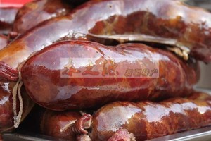 熏马肠新疆伊犁特产马肉新鲜马肠子熏马肉大块肉哈萨克 包邮2斤