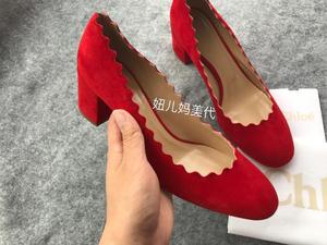 武汉现货 chloe lauren红色花瓣 扇贝边麂皮  5.5cm粗根高跟鞋